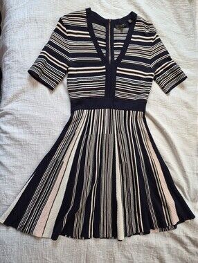 NWOT Ted Baker Meemeei Striped Knit Skater Dress Size 2 (US 6)